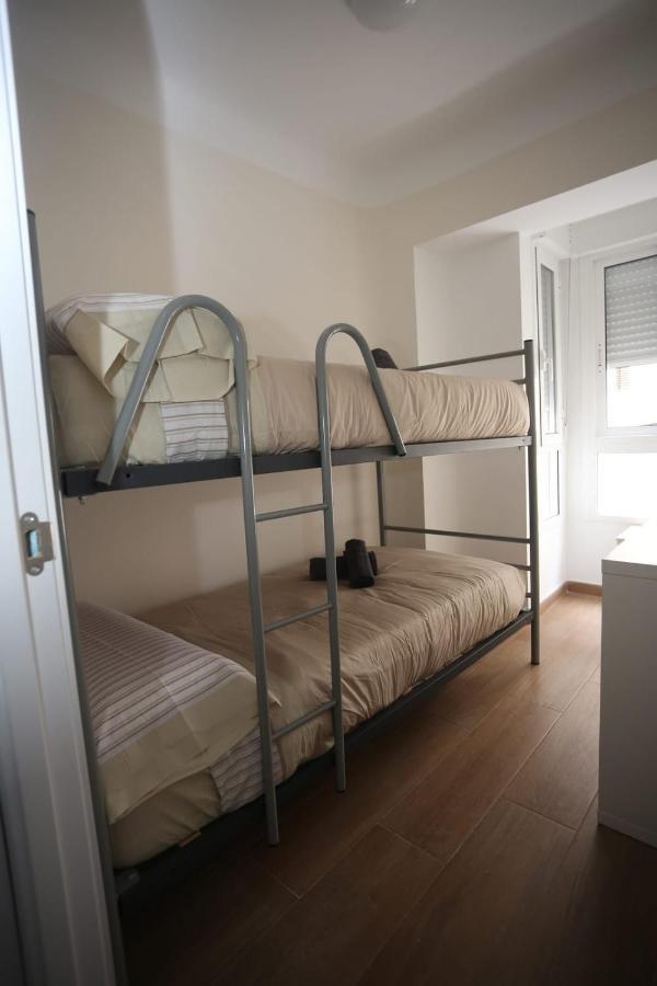 Apartamentos Navas Gam Alicante Exteriör bild