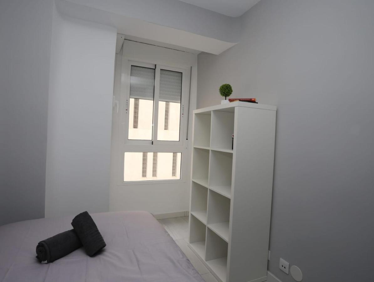 Apartamentos Navas Gam Alicante Exteriör bild